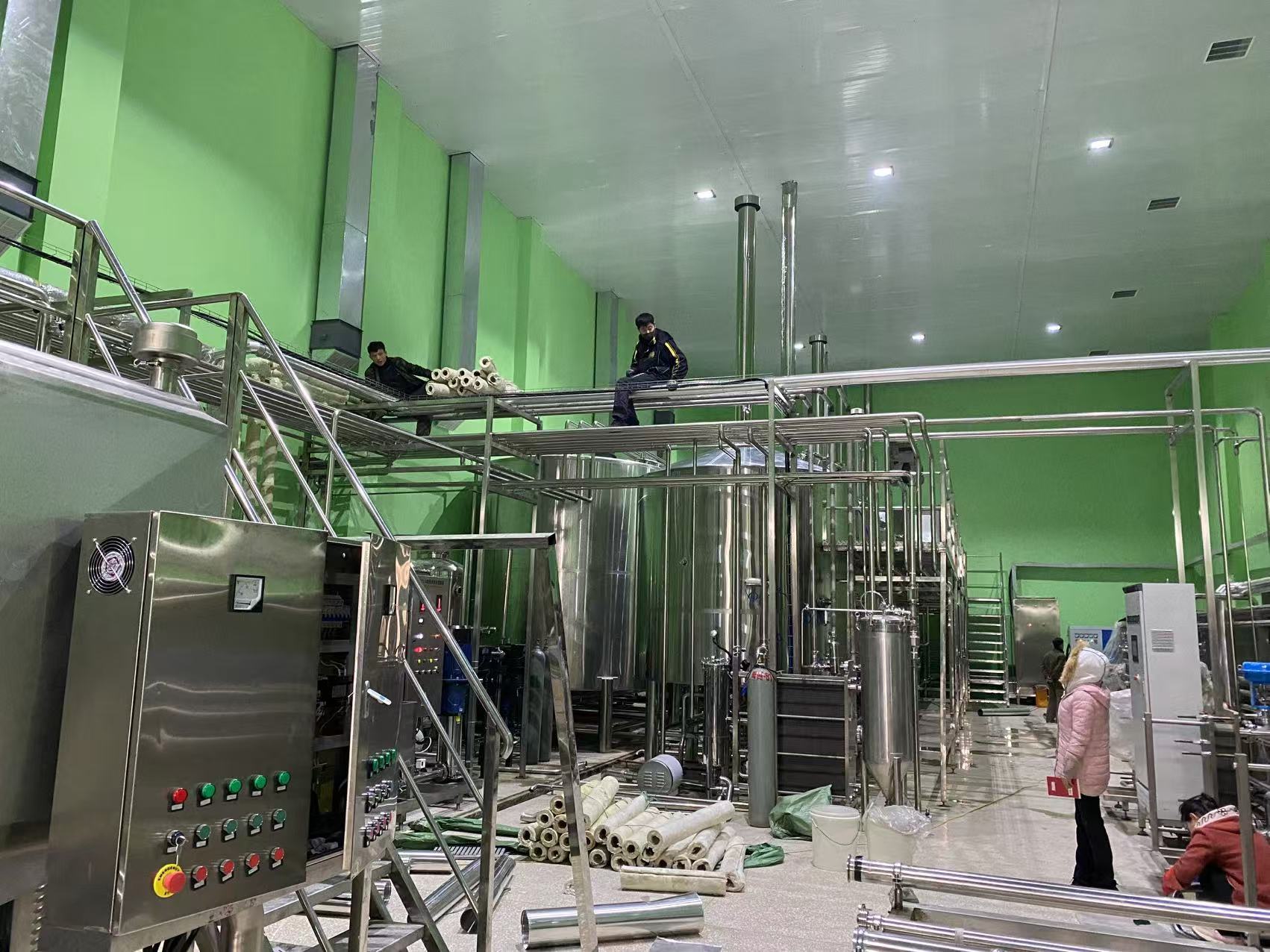 硚口精酿啤酒设备厂—精酿啤酒设备制造:传承工艺与创新科技的交融